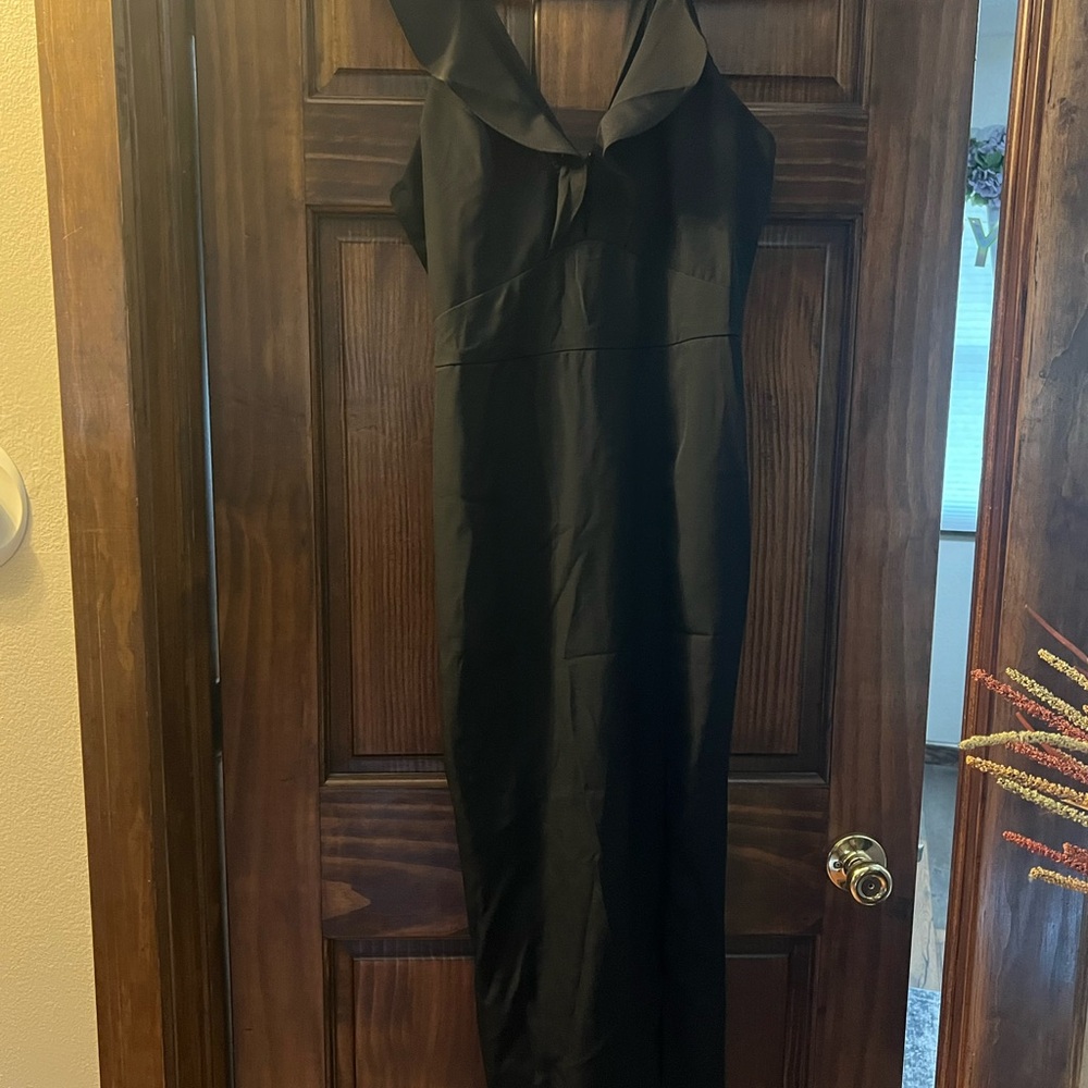 Saved by the dress Black V-Neck Maxi Dress with Ruffle Detail - NEW, never worn